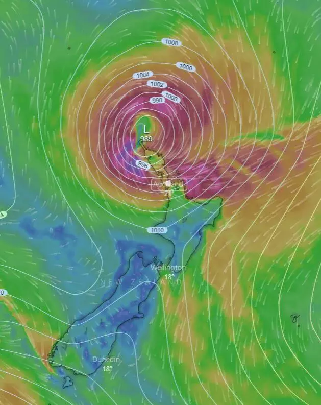 Hola Forecast Pressure 201803121300 ECMWF Base201803110700